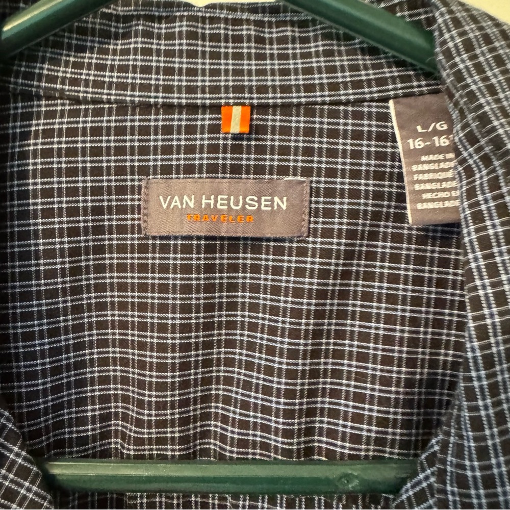 Pick any 4 of any $6 men’s button-down for $18!! 
Very lightly worn.